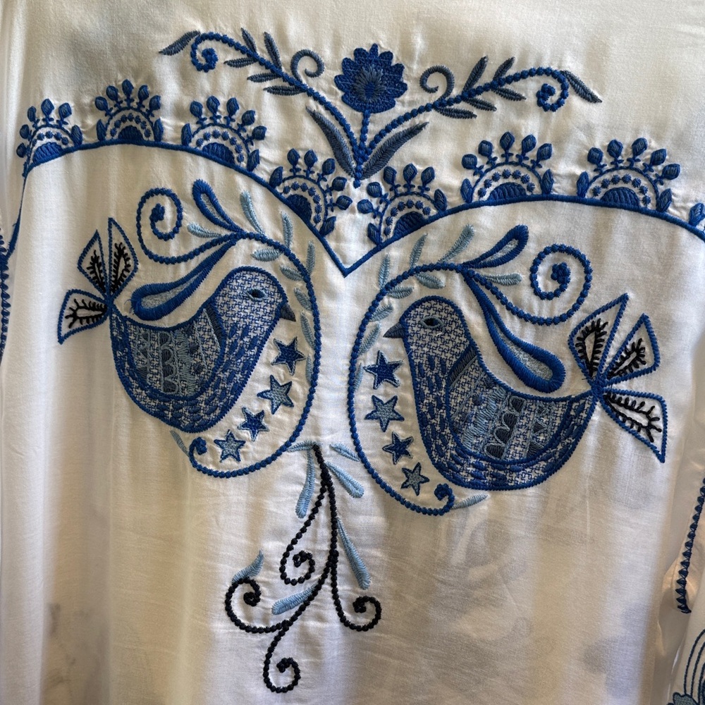 Johnny Was White Shirt with Blue Embroidery - Picture 6 of 15